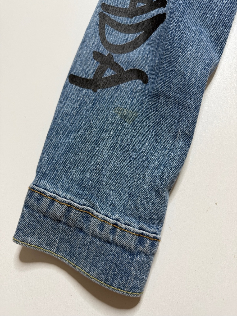 Levi’s 2020 Olympics Hudsons Bay Company Type 3 Denim Trucker Jacket Mens Large - Picture 4 of 12